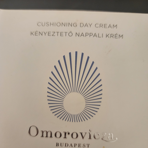 Omorovicza Other - Omorovicza Cushioning Day Cream - White
